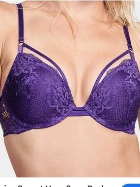 Victoria’s Secret Very Sexy Push-Up Bra strappy